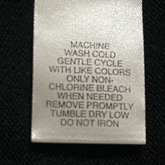 Luxe 360 Black Sleeveless Sweater 1X - Picture 6 of 6